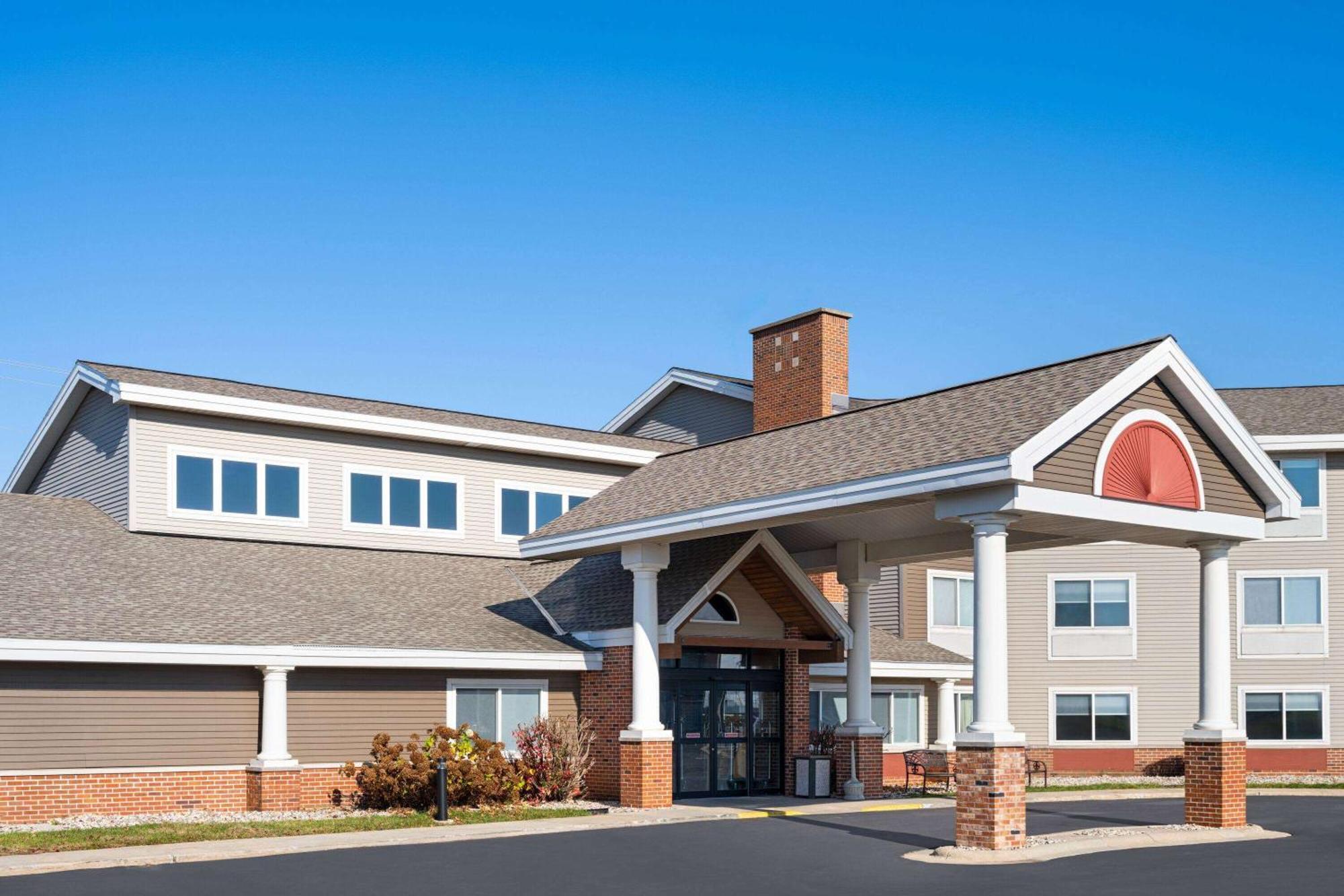 Americinn By Wyndham Beaver Dam Kültér fotó